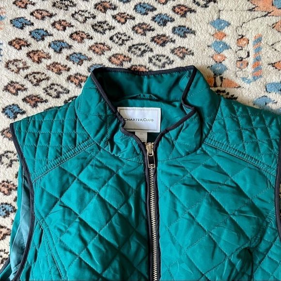 Charter Club Green Balsam Quilted Vest - Picture 2 of 4